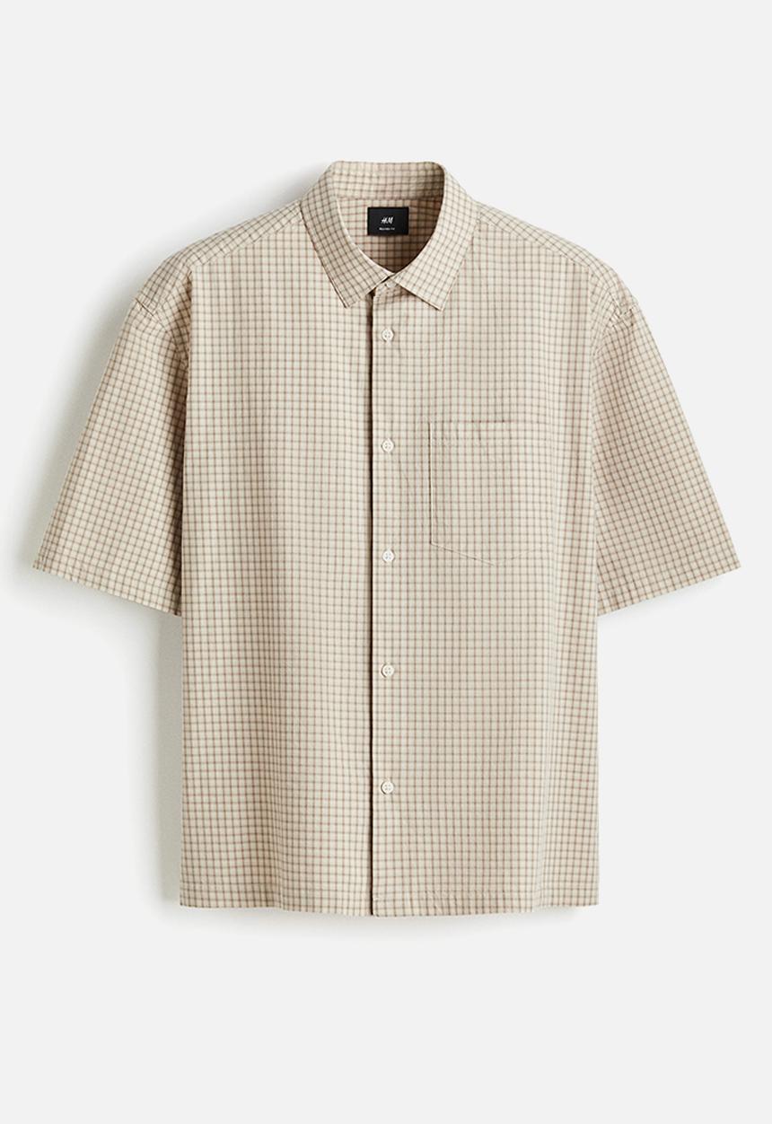 H&M - Relaxed fit short-sleeved shirt - beige checked