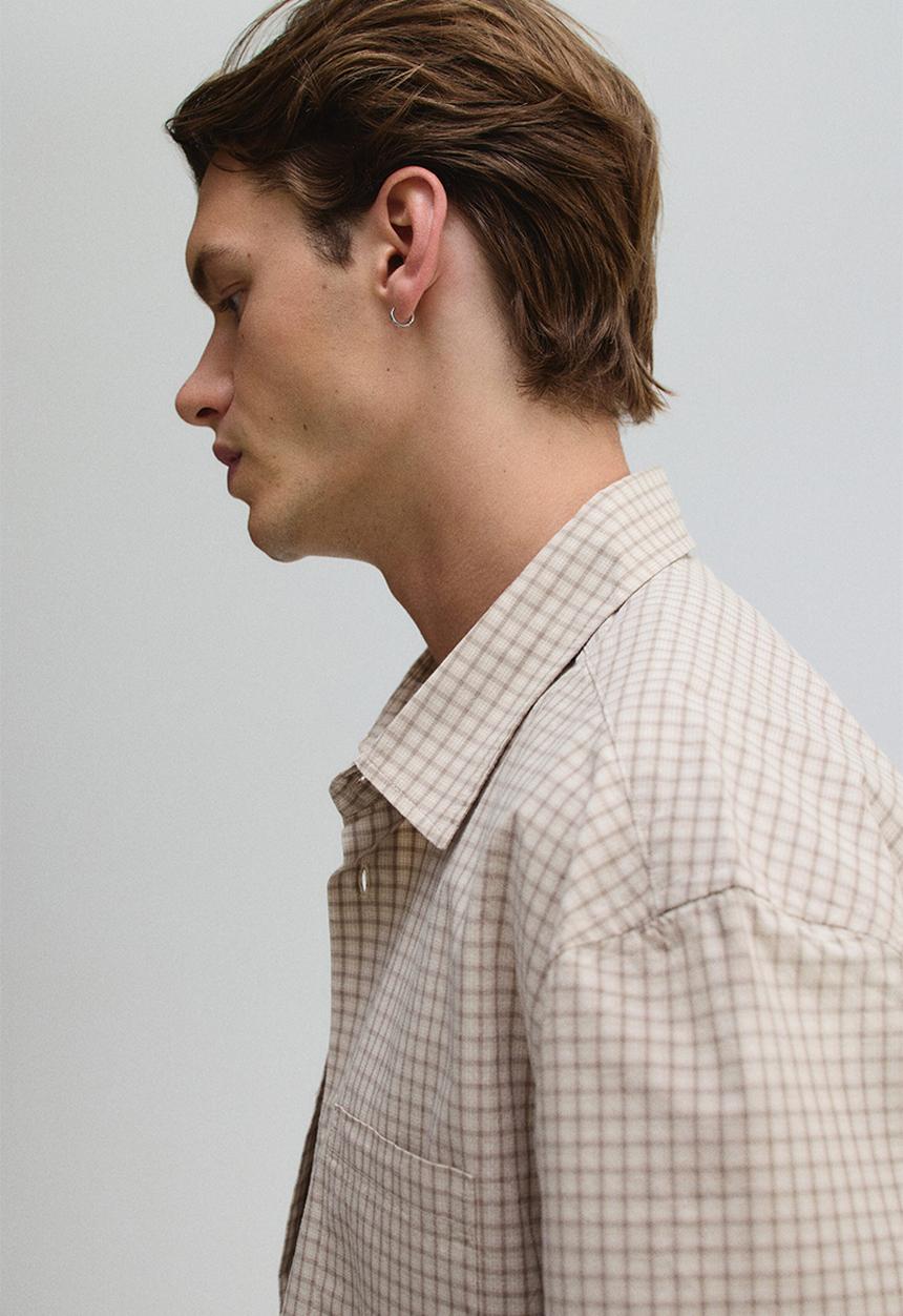 H&M - Relaxed fit short-sleeved shirt - beige checked