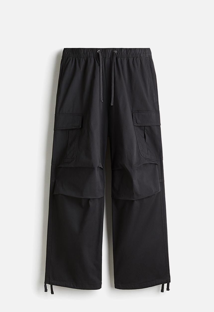 H&M - Loose fit cargo trousers - dark grey