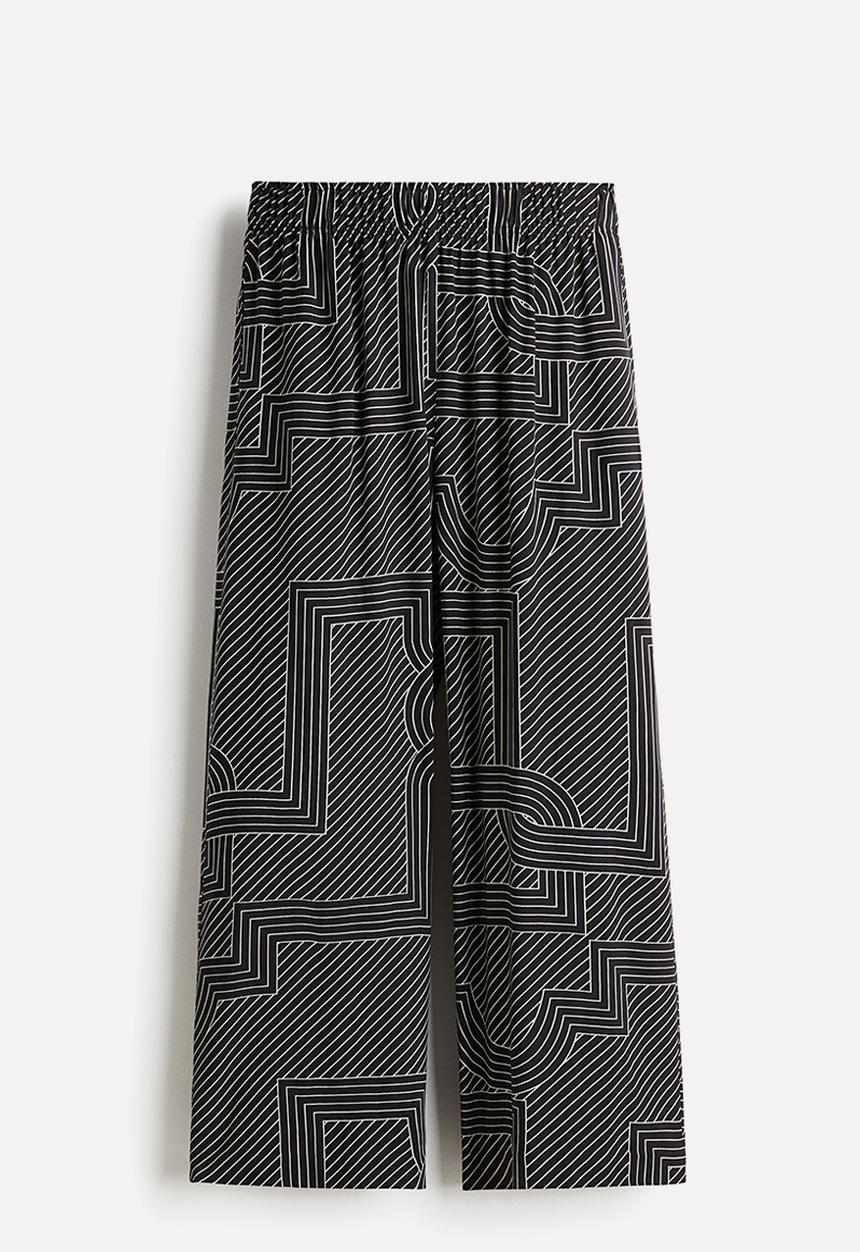 H&M - Viscose culottes - black patterned