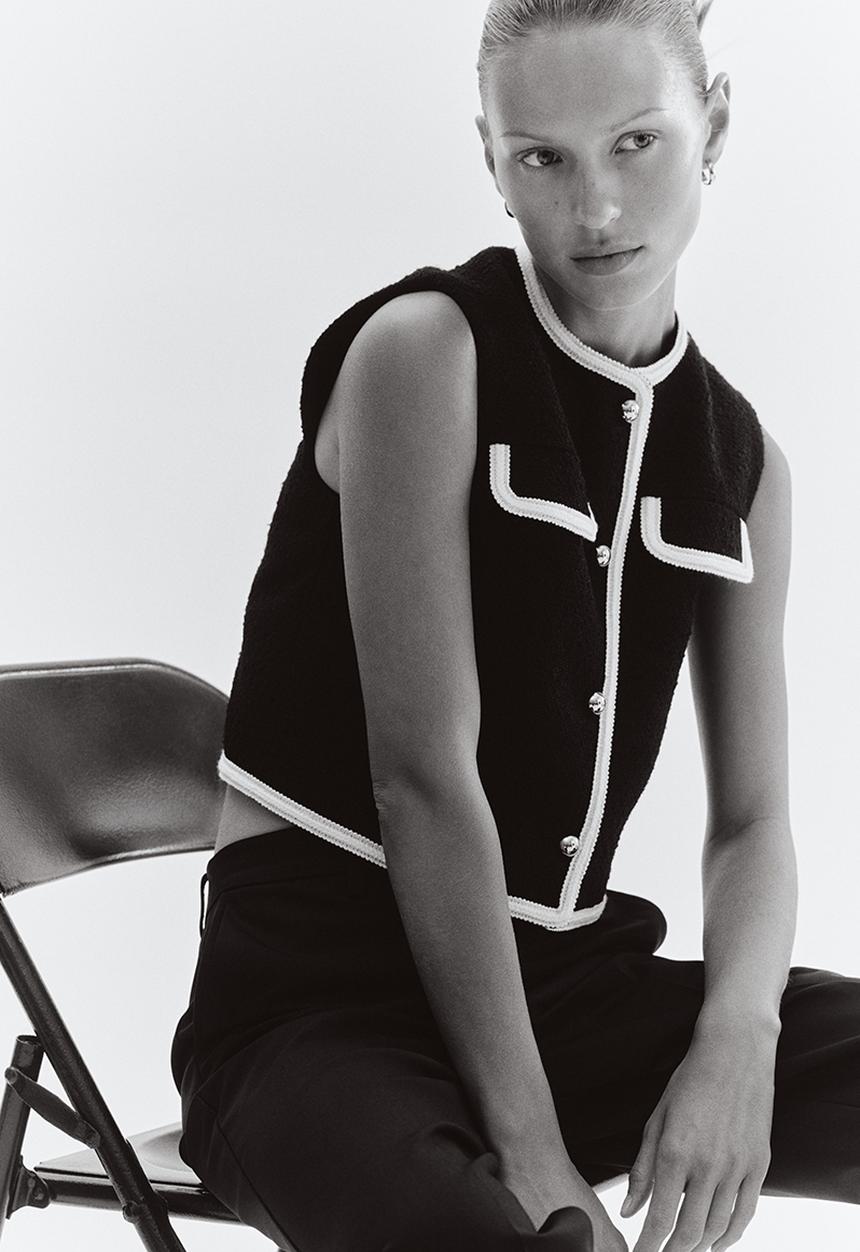 H&M - Bouclé waistcoat - black