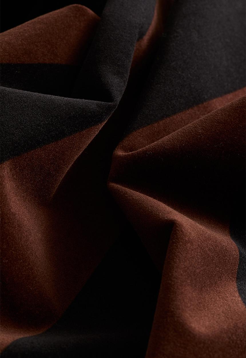 H&M - Striped velvet cushion cover - black/striped