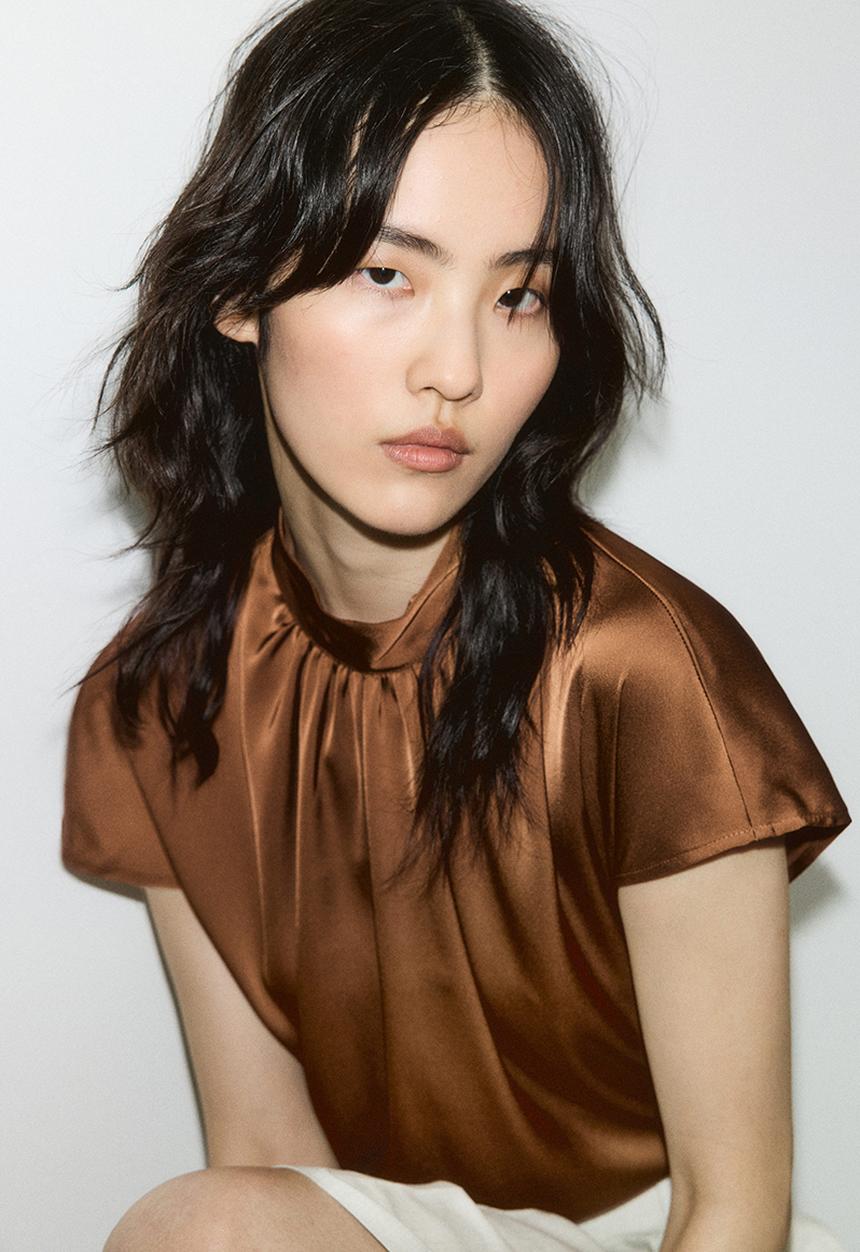 H&M - Stand-collar satin blouse - brown