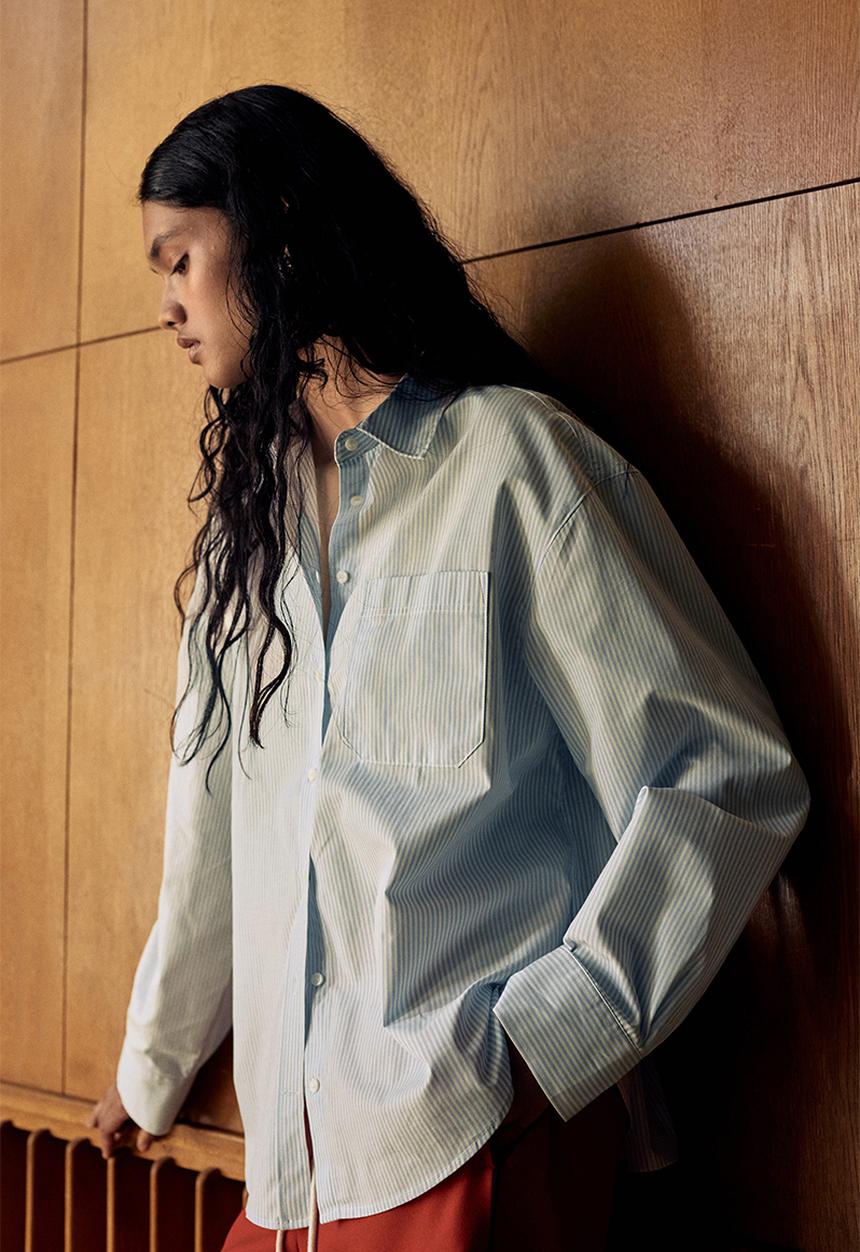 H&M - Oversized cotton shirt -light blue/striped 