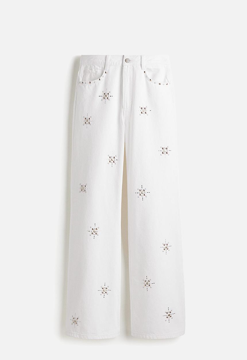 H&M - Studded wide ultra high jeans - white
