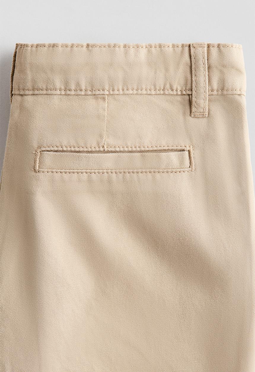 H&M - Loose-fit twill chinos - beige