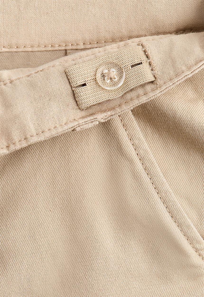 H&M - Loose-fit twill chinos - beige