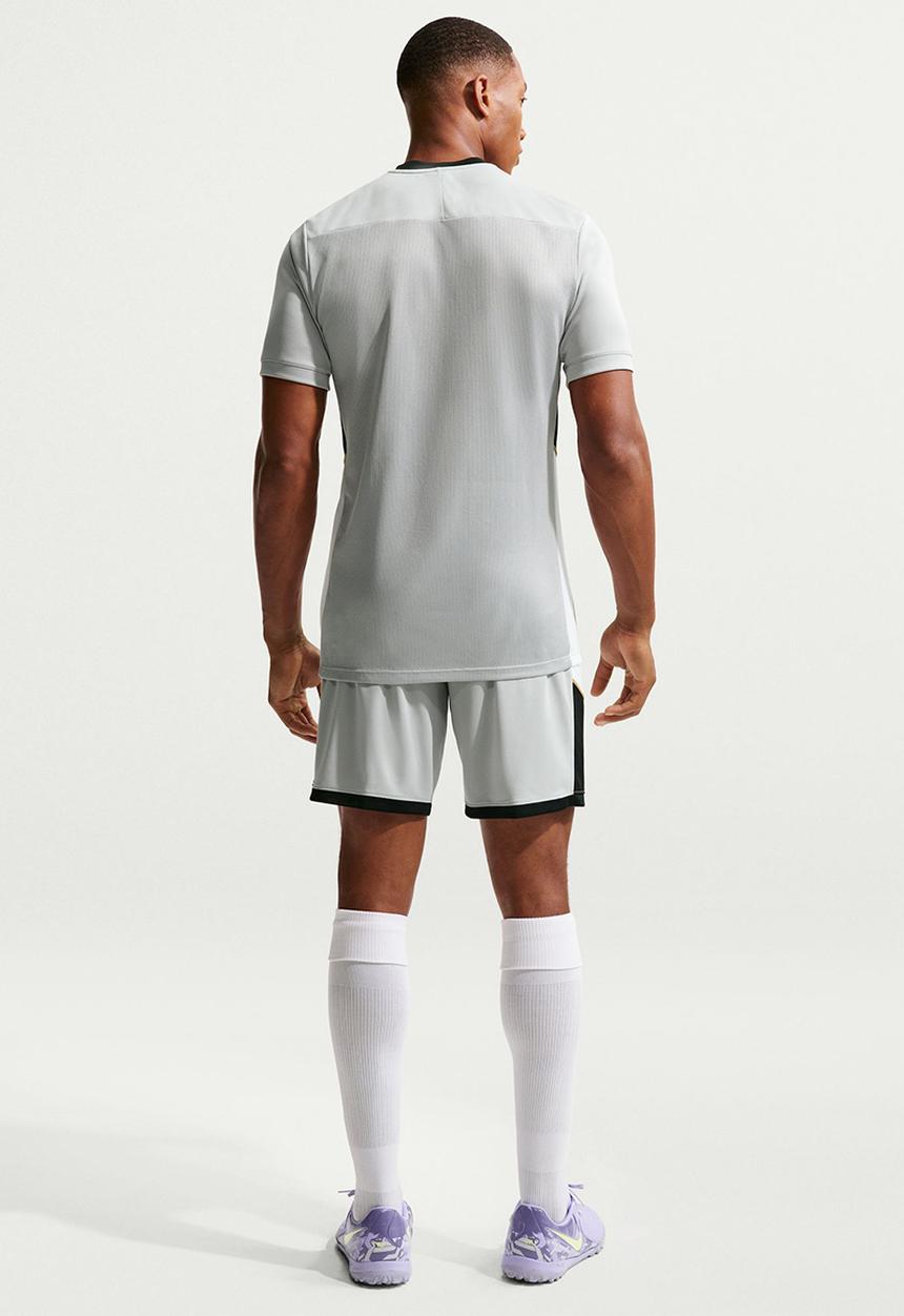 Nike - Academy  Dri-FIT Football Shorts - Light Grey Smoke