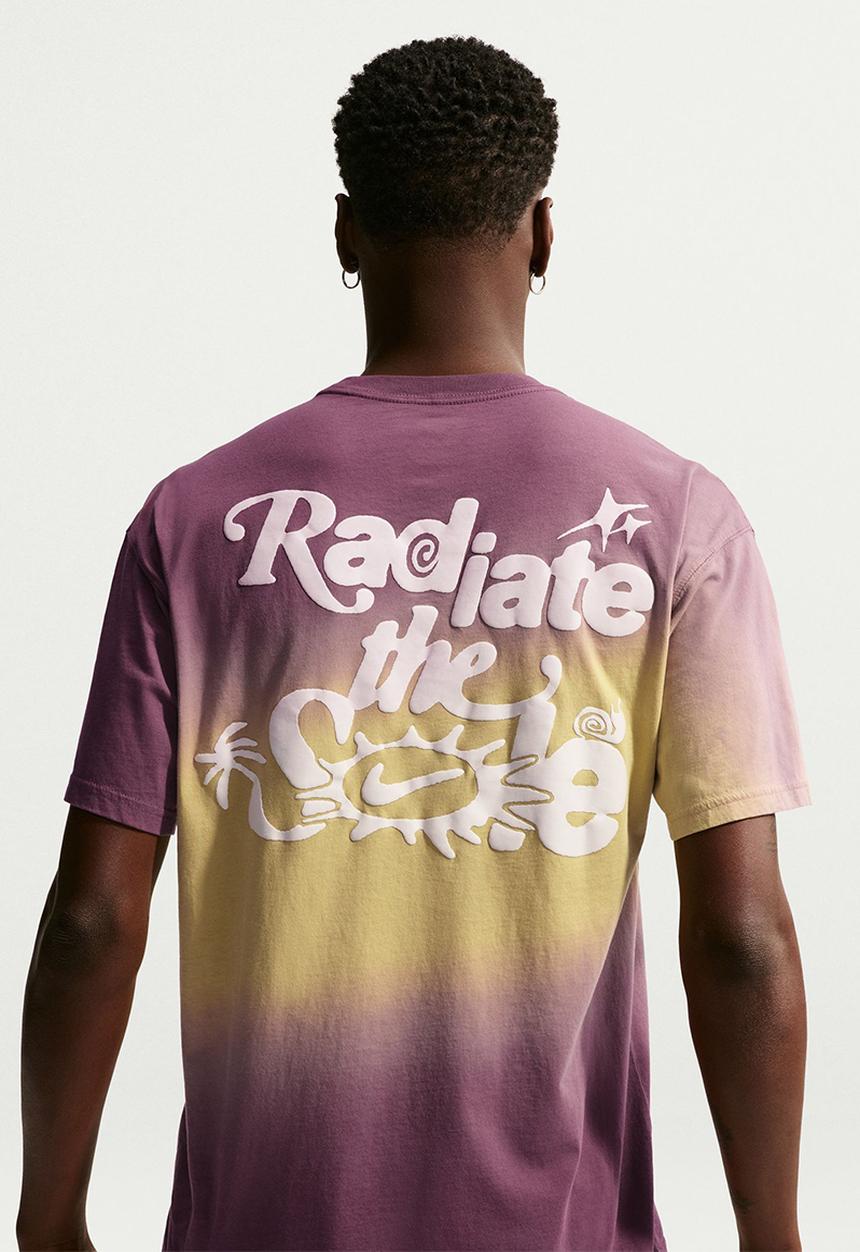 Nike - NSW  Radiate Dip Dye LooseTee – Buffalo Gold/Tattoo