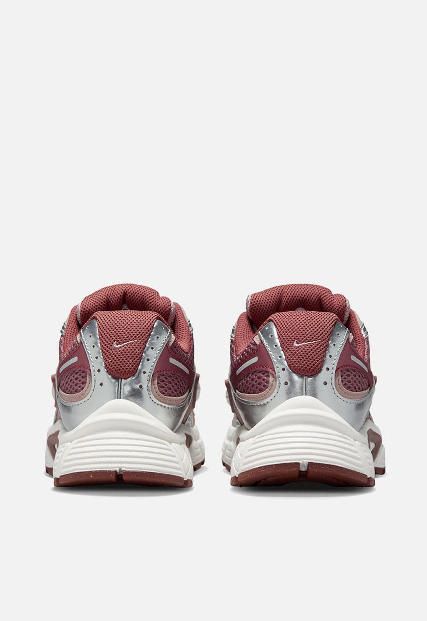 Nike - Nike V5 RNR