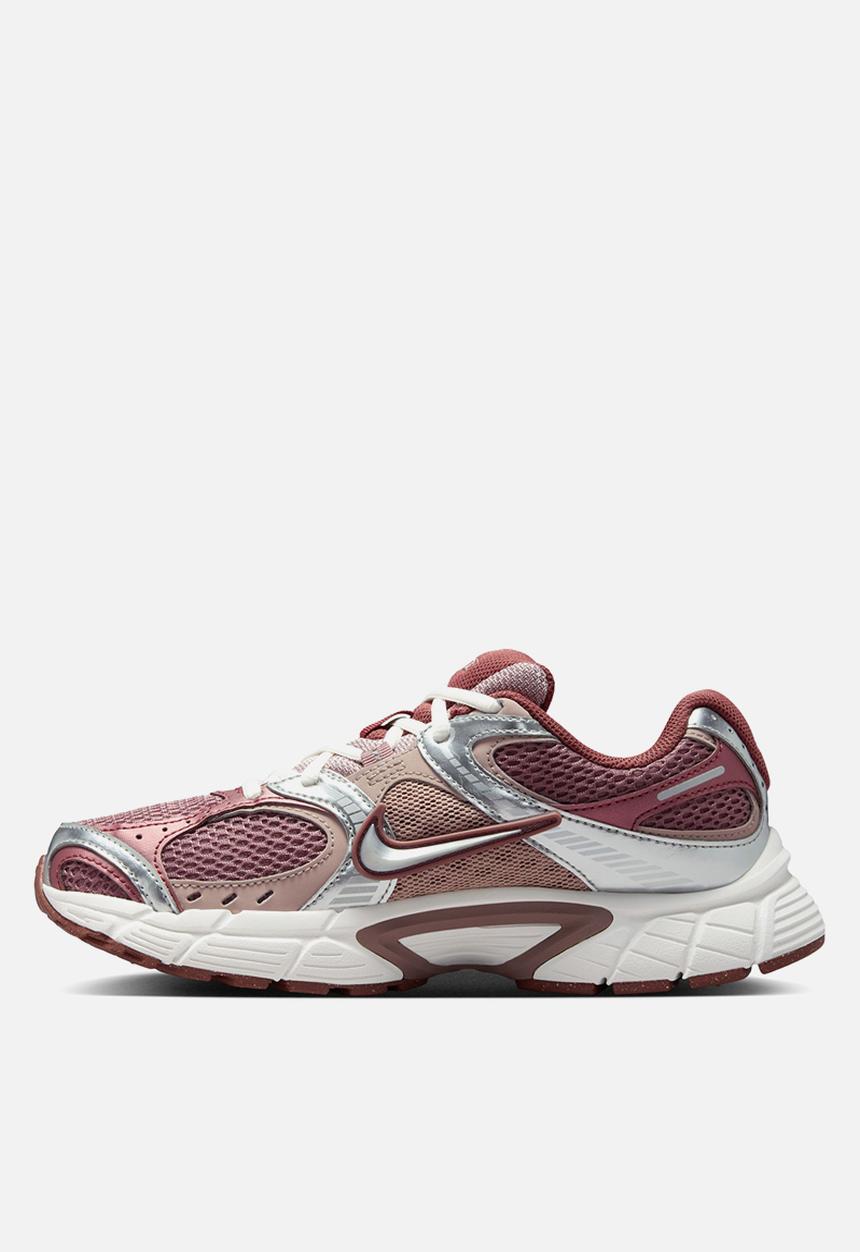 Nike - Nike V5 RNR
