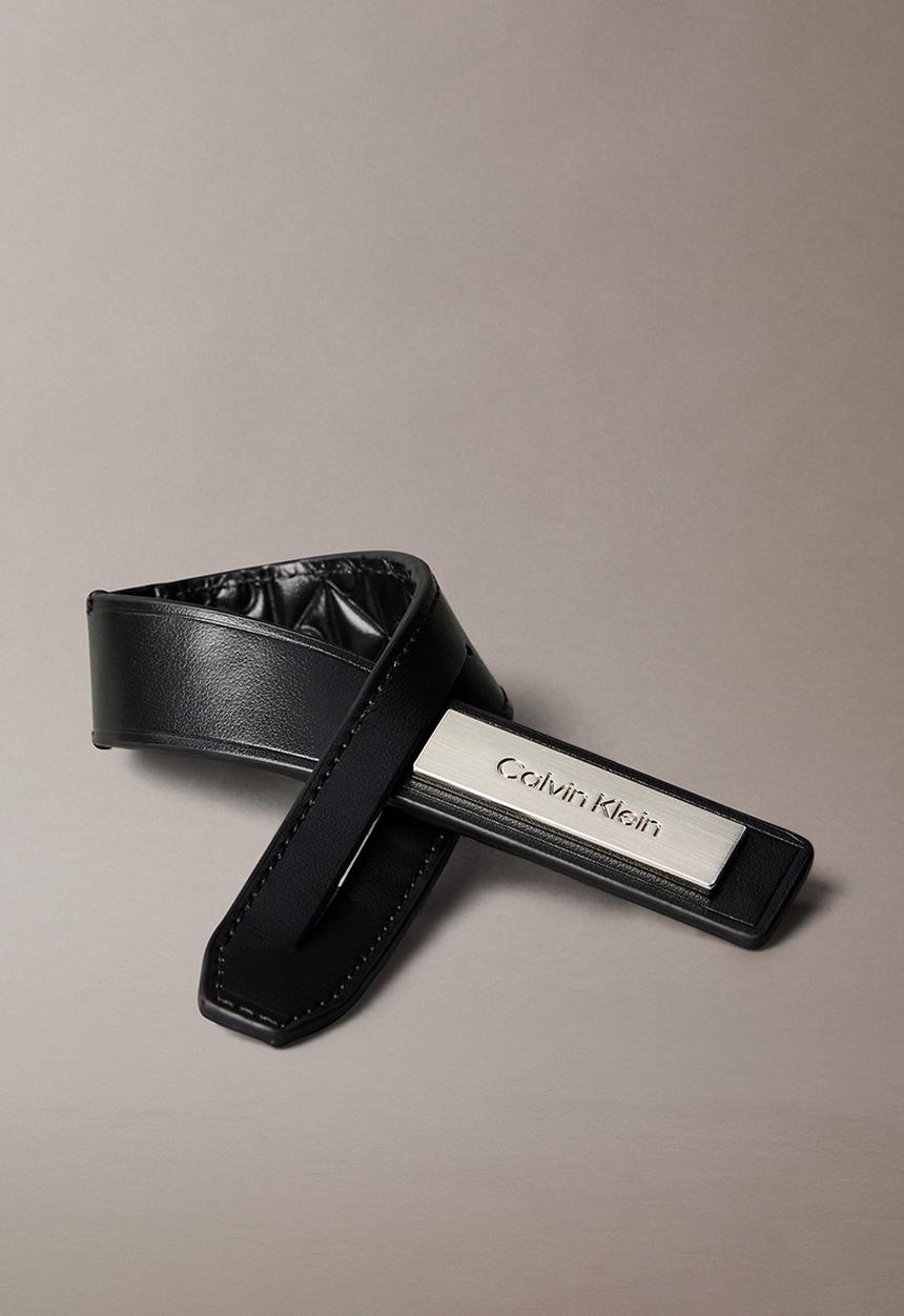Calvin Klein - Passport + Luggage Tag - Black