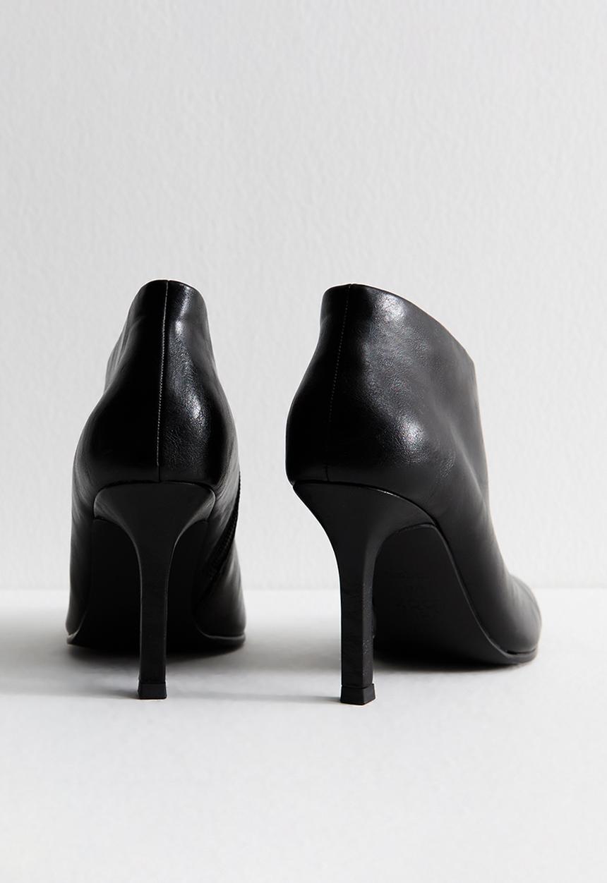 New Look - Dolphin ankle boot - black
