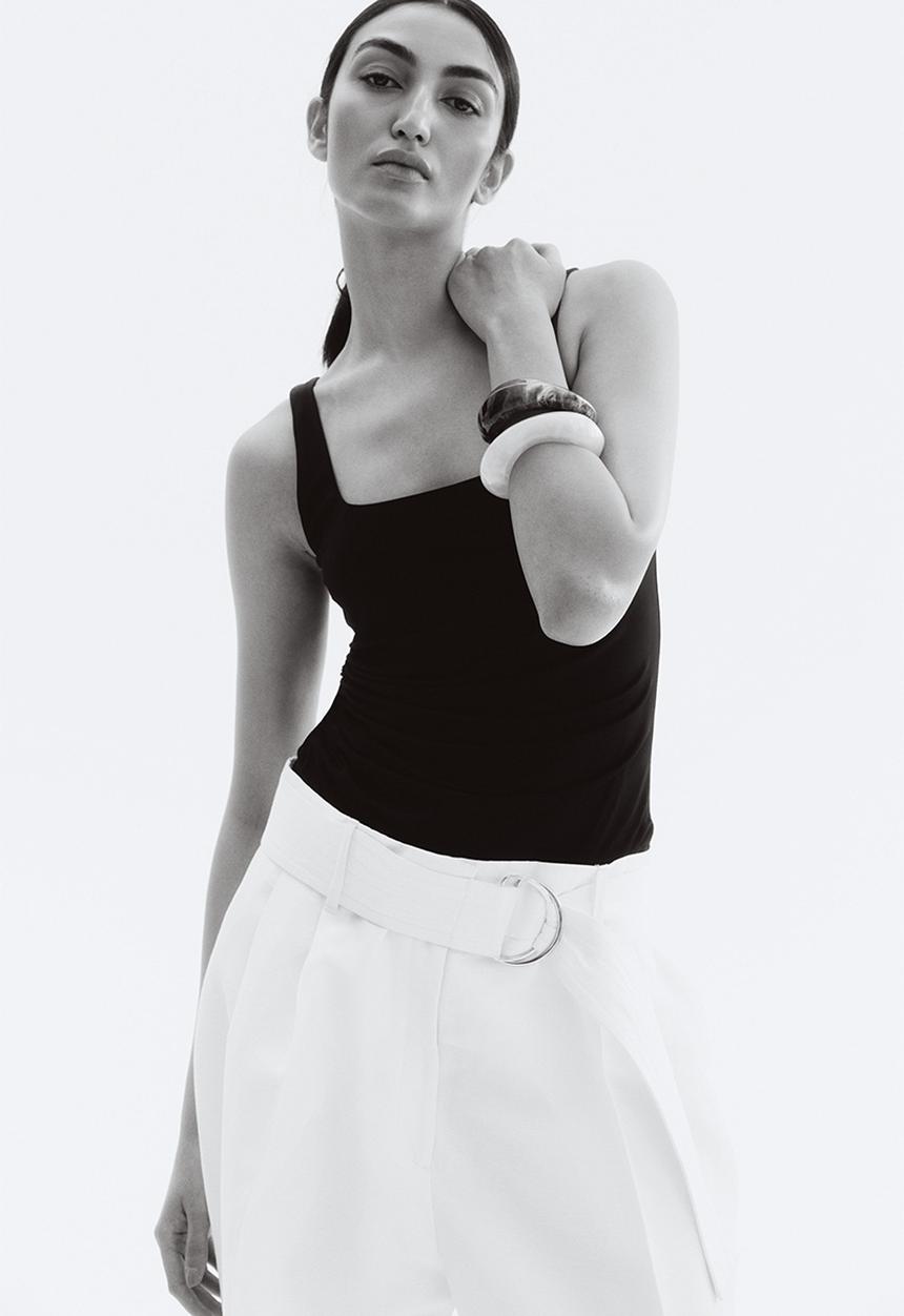 H&M - Draped body - black
