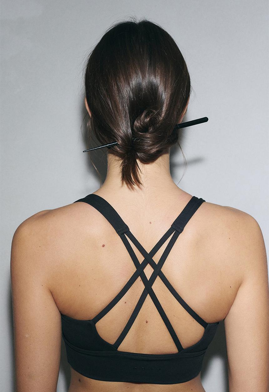 H&M - Medium support sports bra with softmove™ - black