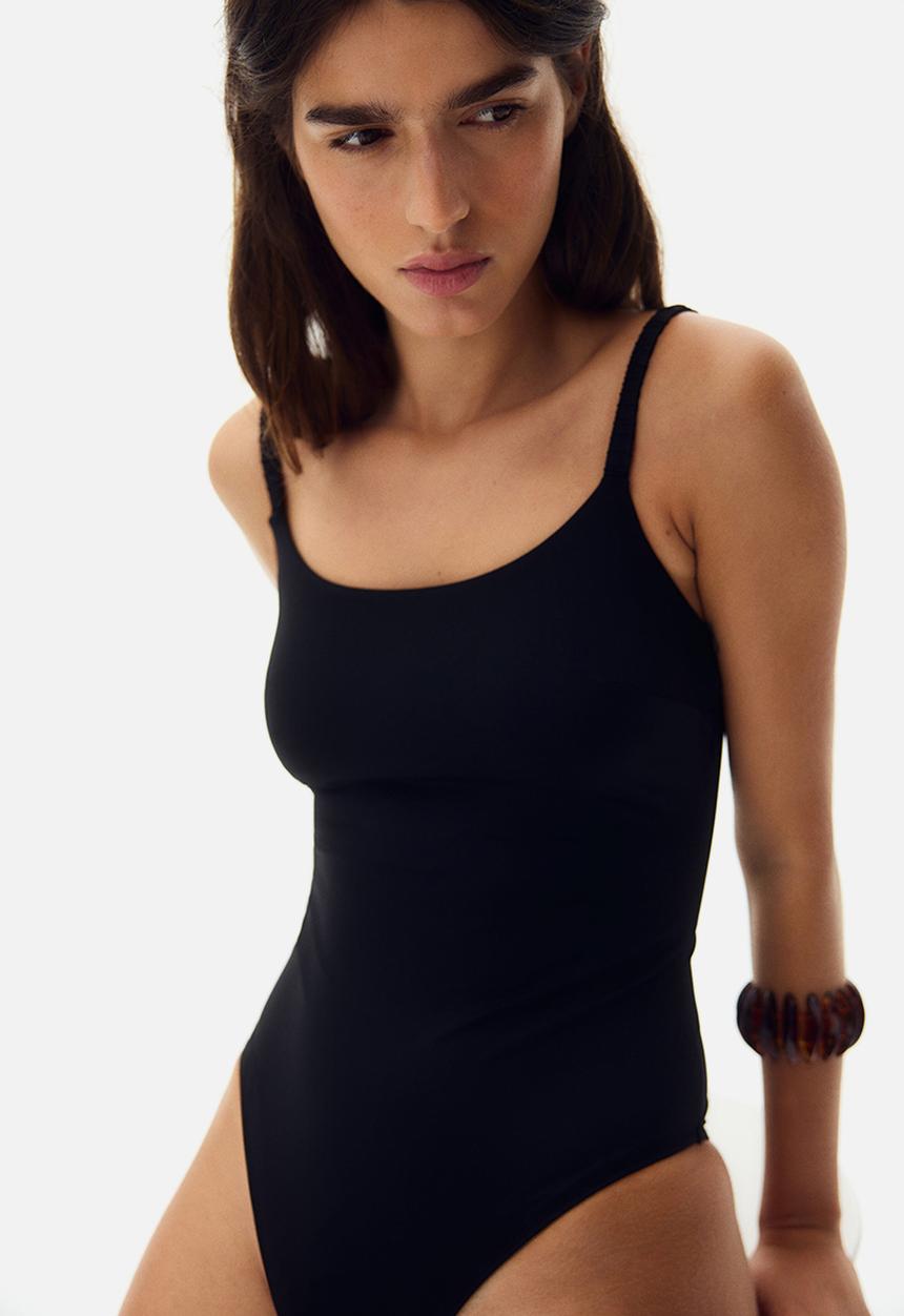 H&M - Padded-cup swimsuit - black