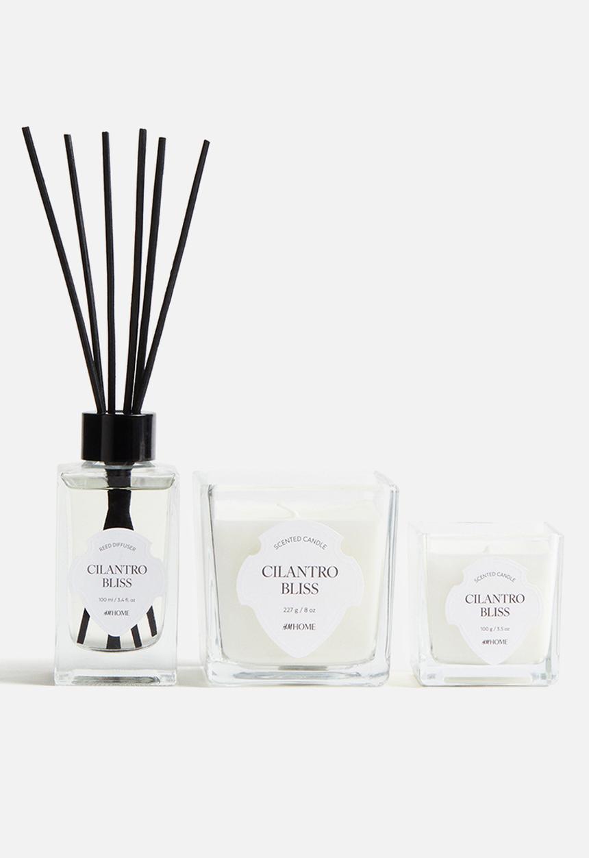 H&M - Scented candle in glass holder - transparent