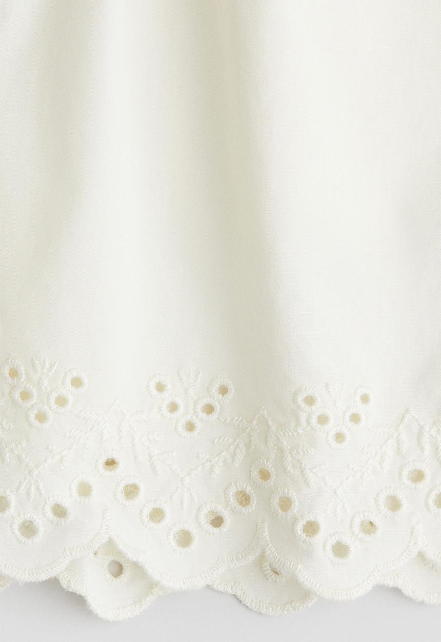 H&M - Broderie anglaise cotton shorts - cream