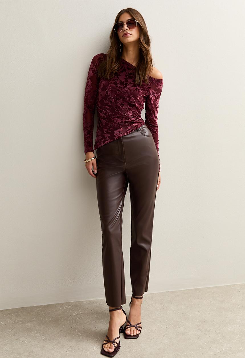 New Look - Faux Leather Straight Leg Trousers - dk brown