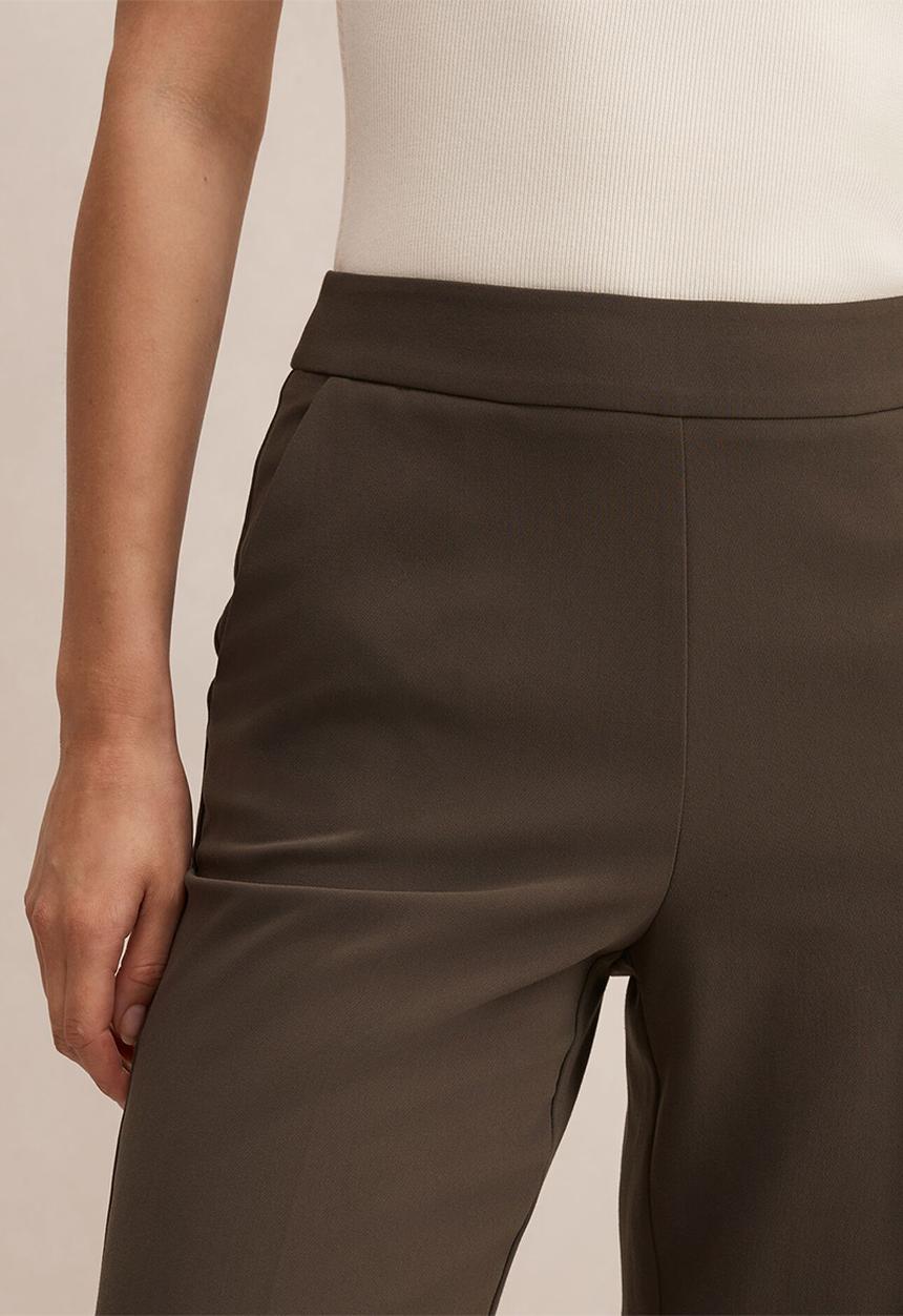 Forever New - Marissa wide leg pants  in olive suit