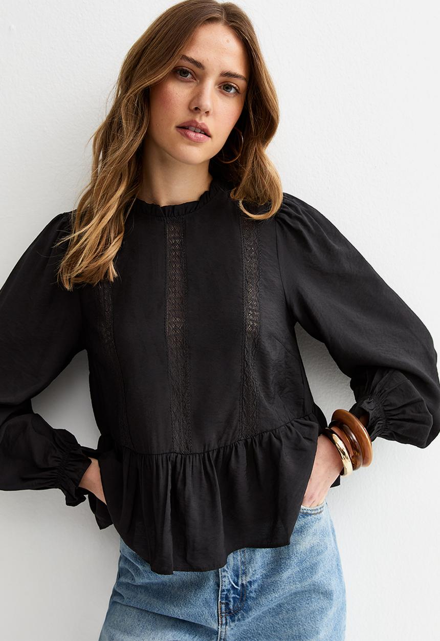 New Look - Louisa lace insert high neck shell - black