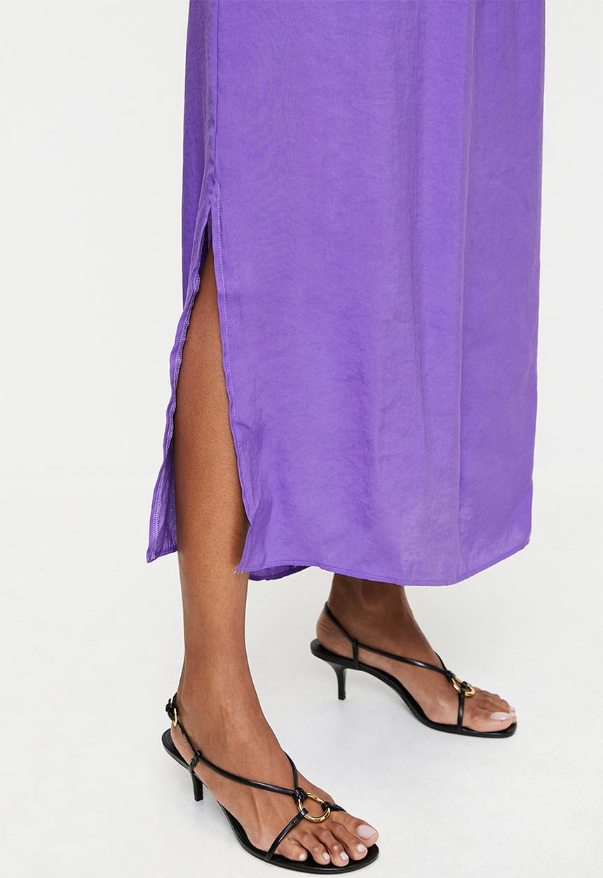 Trendyol - Maxi Aline Side Slit  Woven Dress - Purple