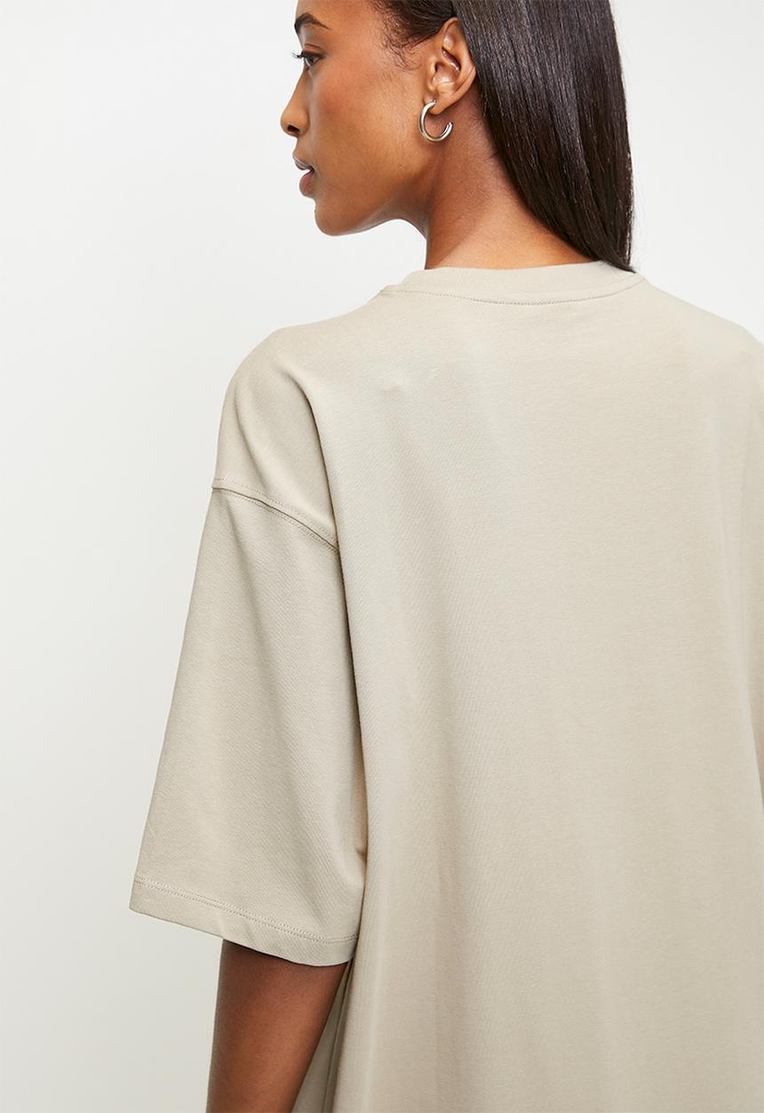 adidas Originals - Ess Dress W S26 - Wonder Cargo