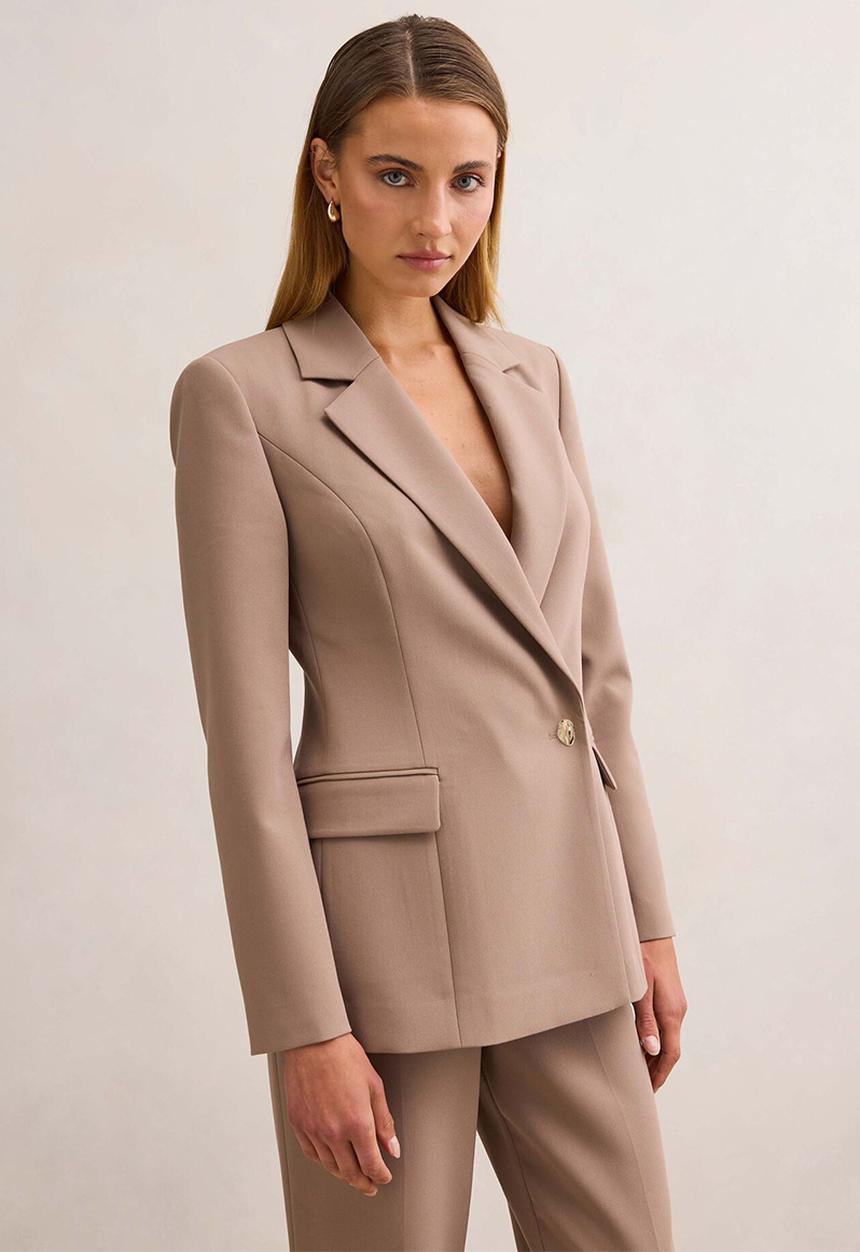 Forever New - Erin asymmetrical blazer in oak