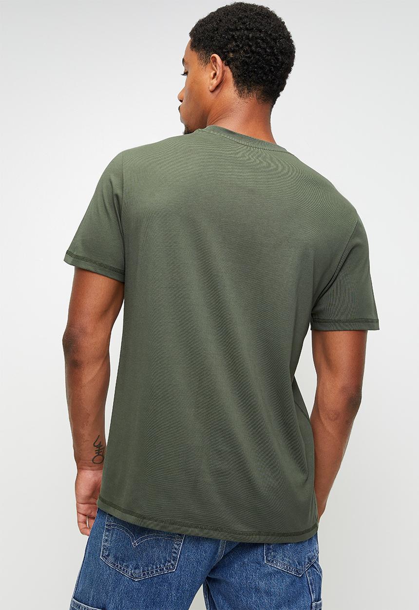 GUESS - Cn Ss Embroidery Logo Tee - Green Depths