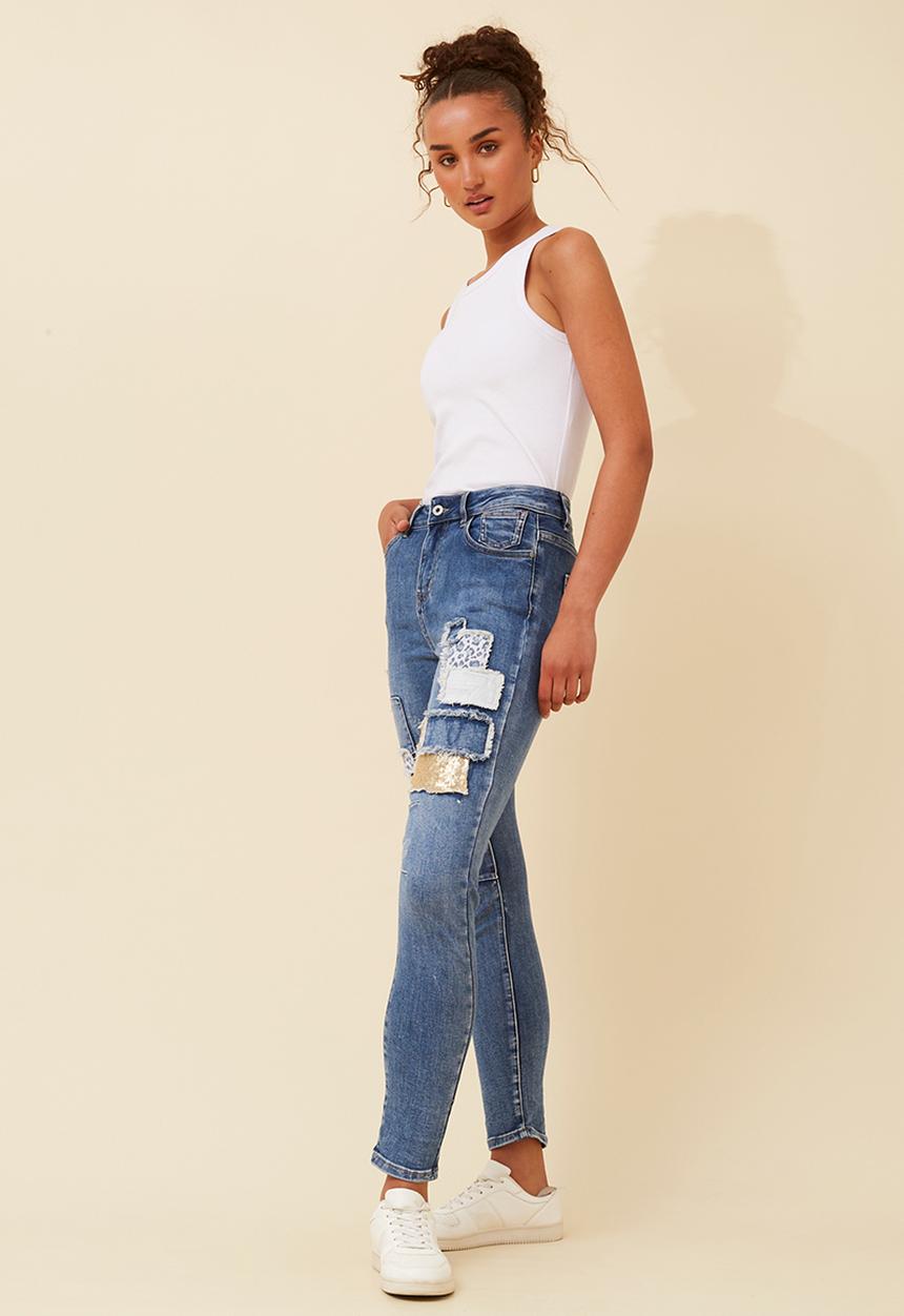 Stella Morgan - Mid Waist Skinny Jean With Inside Waist Elastic With Hand Sewn Details - Denim
