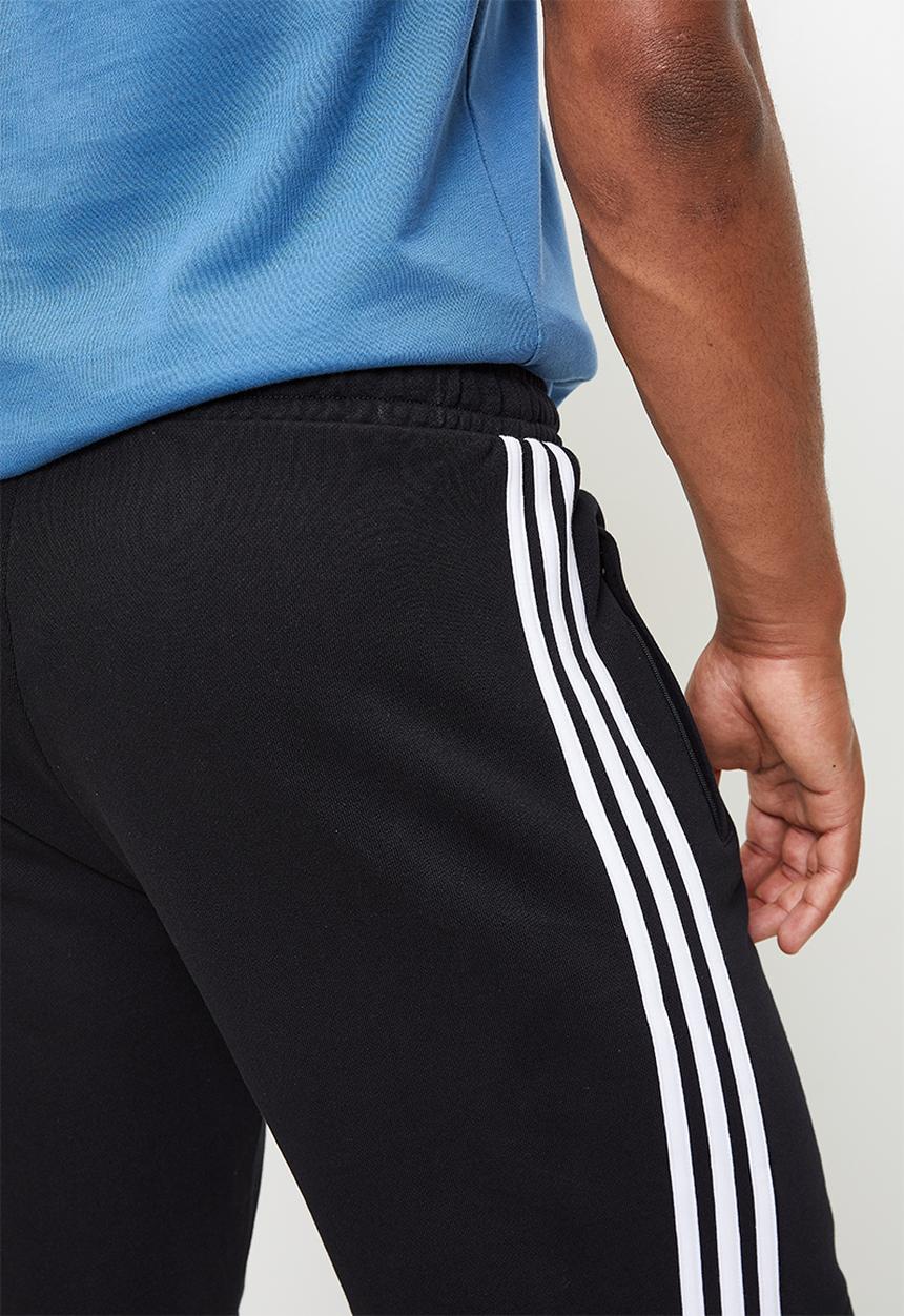 adidas Originals - 3-STRIPE  Short . - Black