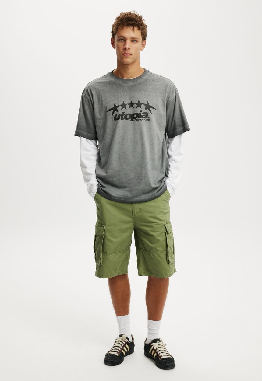 Cotton On - Box fit graphic t-shirt - curve star / washed black