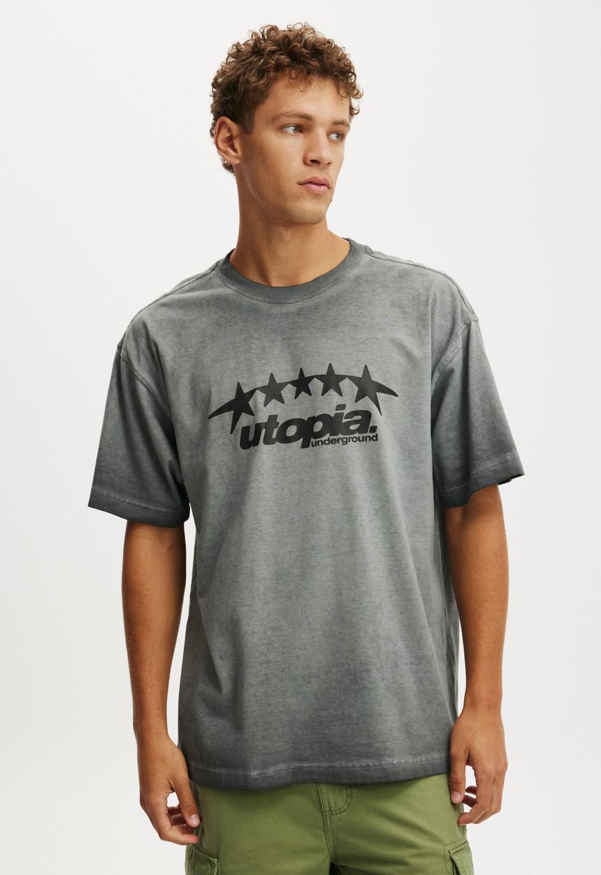 Cotton On - Box fit graphic t-shirt - curve star / washed black