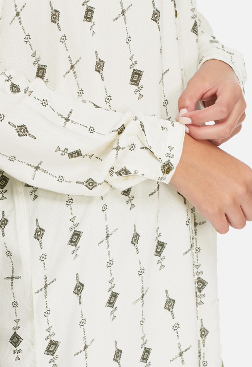 VILA - Pointy long shirt