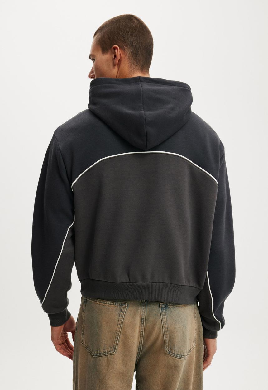 Cotton On - Cropped Fit Graphic Hoodie - Black/Panel