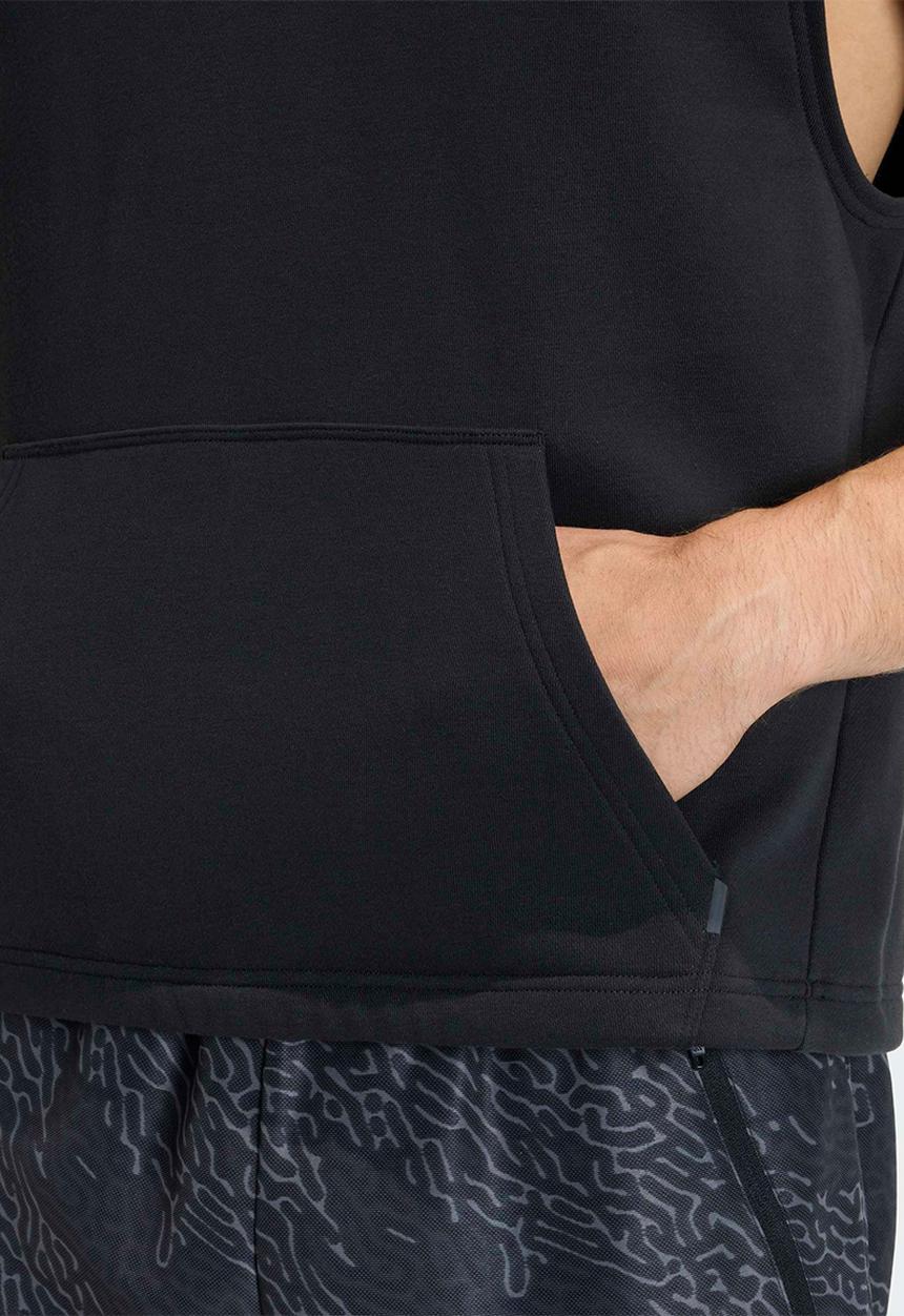 DROP ARMS HOOD - BLACK