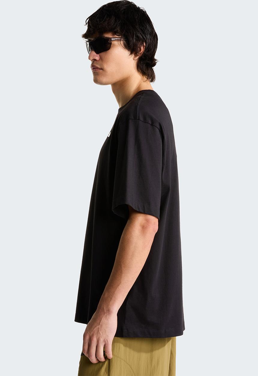 The North Face - M Tnf Essential Simple Dome Os Ss Tee - Tnf Black