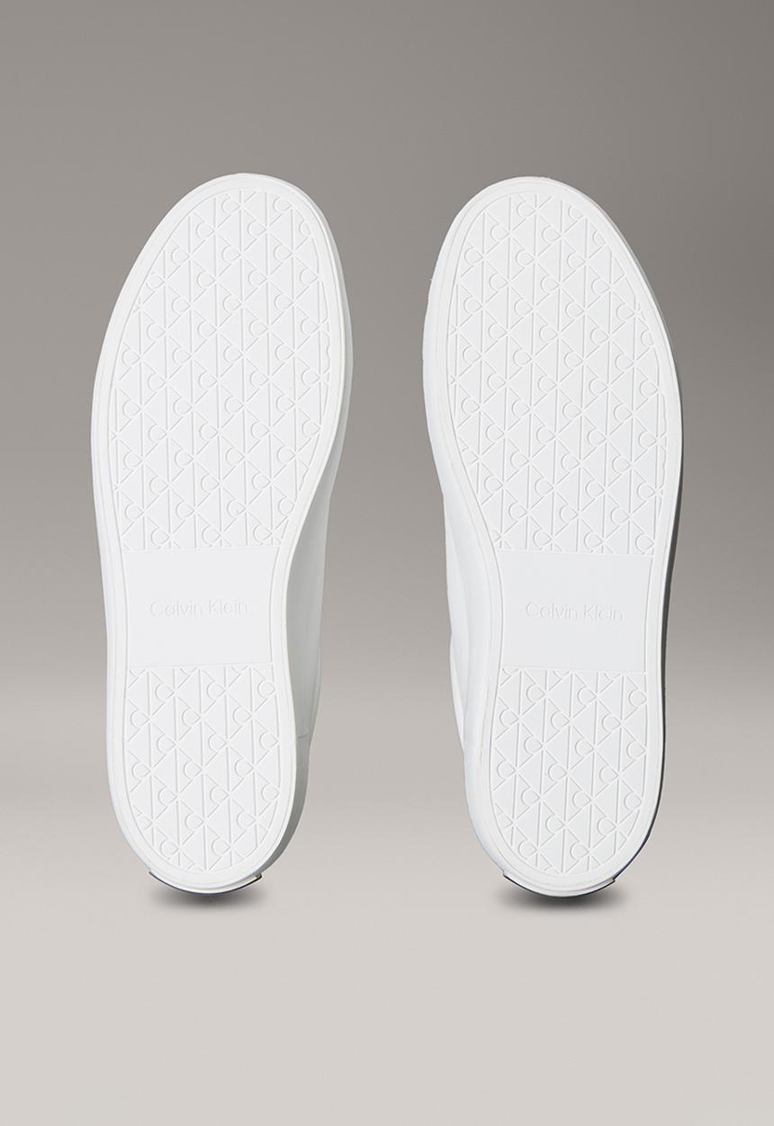 Calvin Klein - Lace-Up Sneaker - Bright White Black
