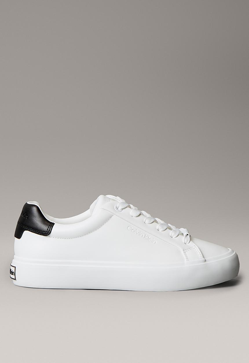 Calvin Klein - Lace-Up Sneaker - Bright White Black