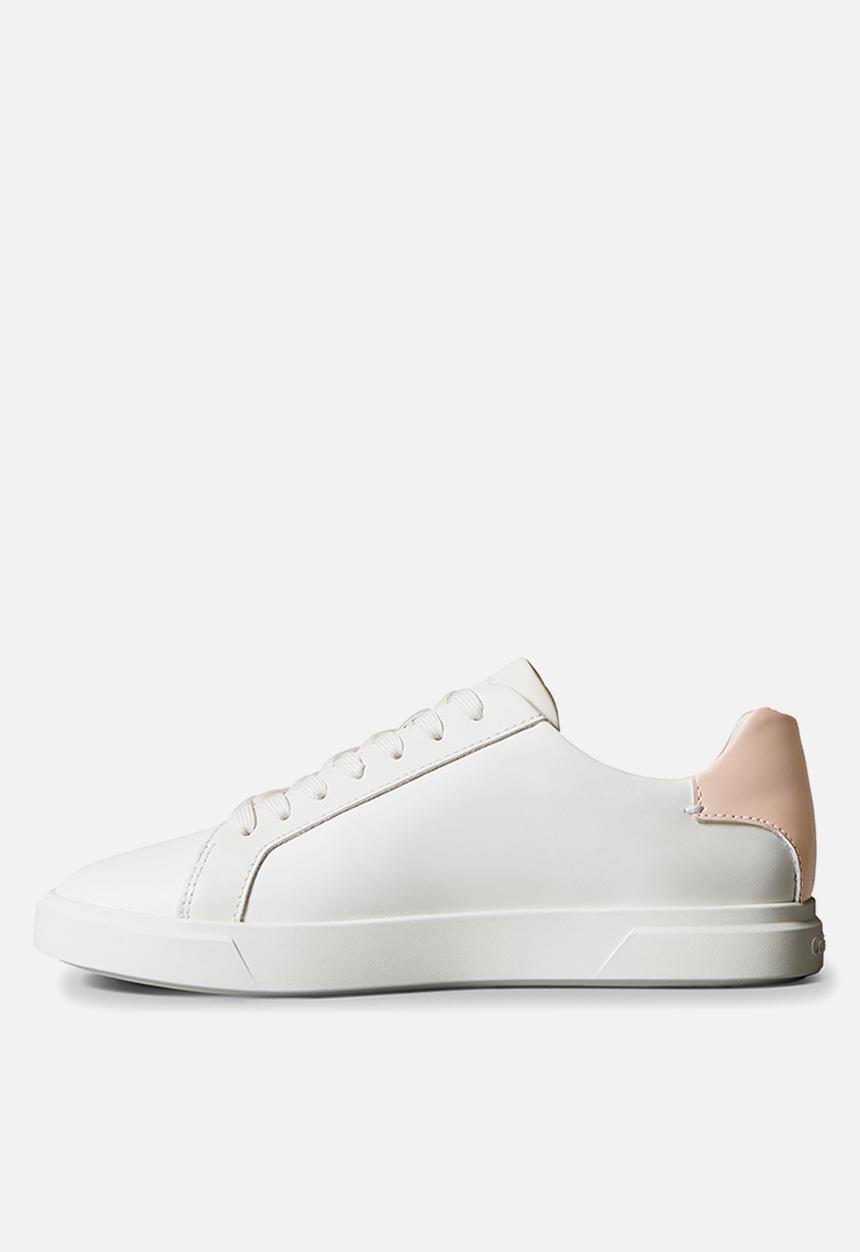 Calvin Klein - Low Pro - Lily White Tuscany