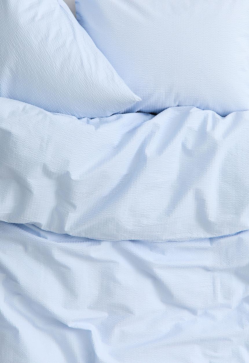 H&M - Seersucker double/king size duvet cover set - light blue