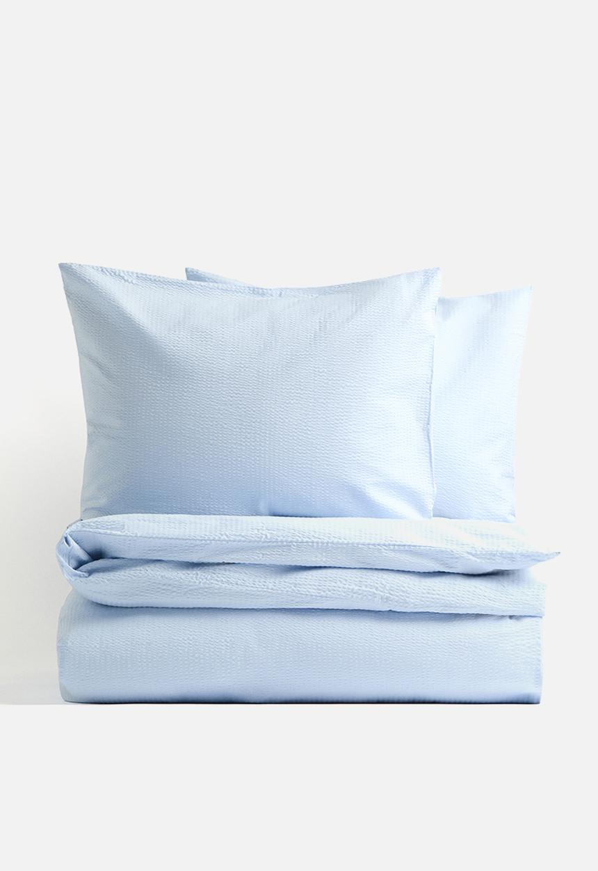 H&M - Seersucker double/king size duvet cover set - light blue