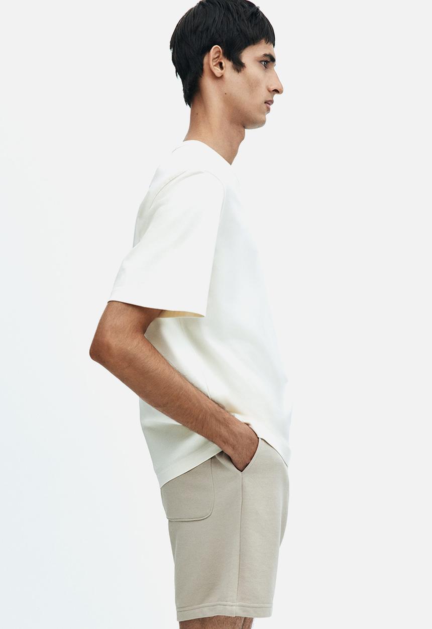 H&M - Regular fit sweatshorts - beige