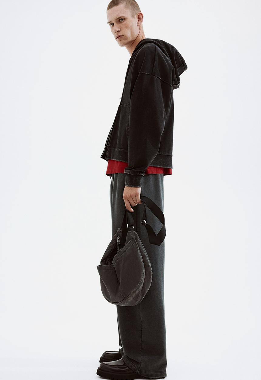H&M - Oversized fit zip-through hoodie - black
