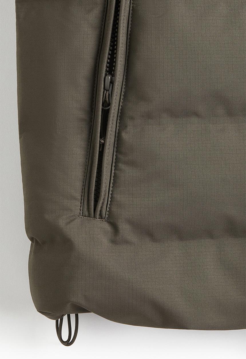 H&M - Padded gilet - dark khaki green 