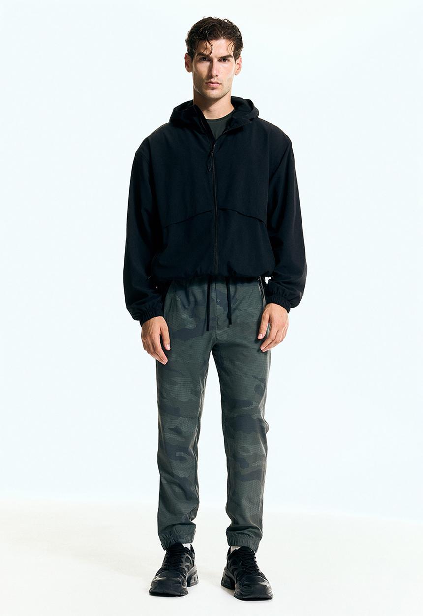 H&M - Regular fit sports joggers with drymove™ - dark green patterned