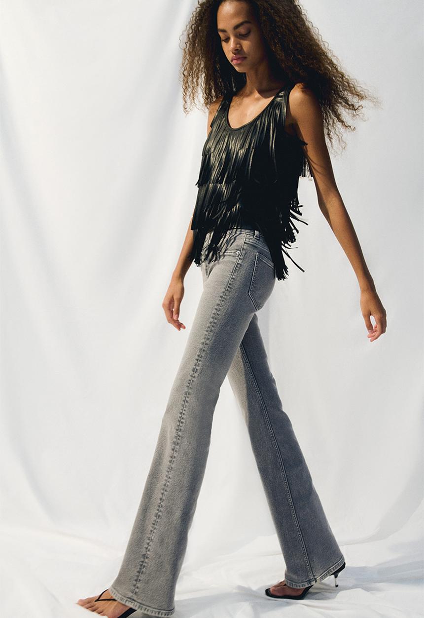 H&M - Flared low jeans - denim grey 