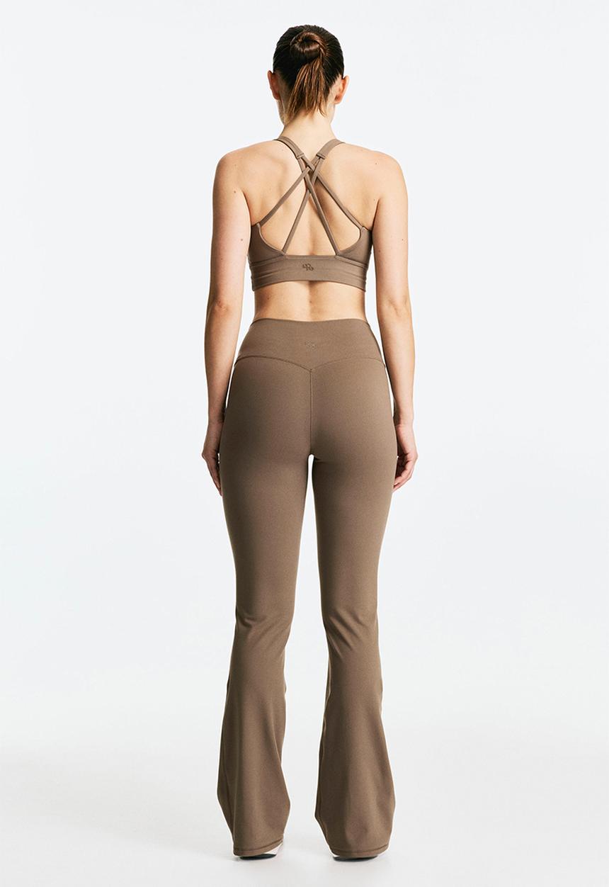 H&M - Flared sports leggings with softmove™ - dark beige