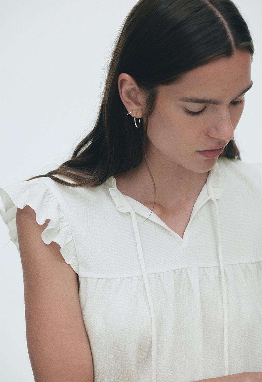 H&M - Crinkled top - white