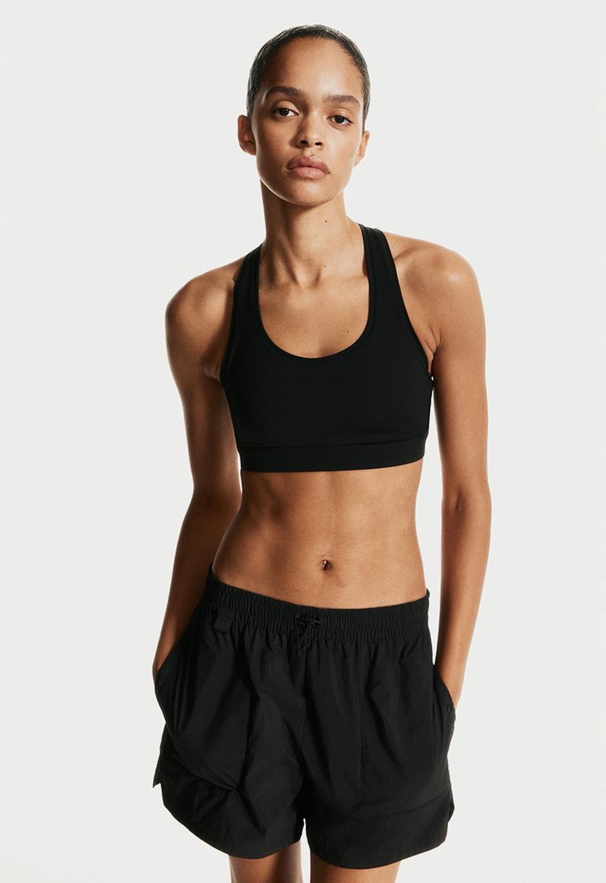 H&M - Sports bra with cool handfeel drymove™ - black